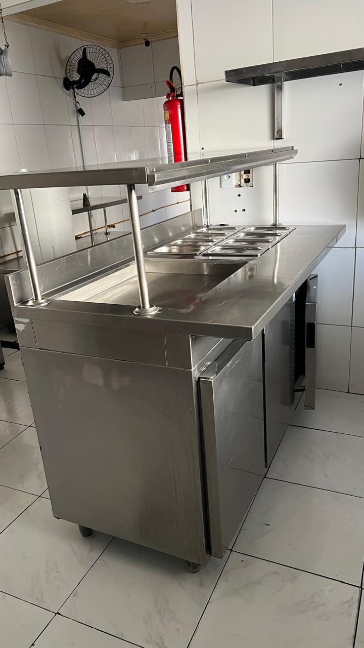 Bancada e estufa em inox
